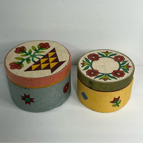 jim shore round cardboard hat boxes with lids folk art quilt pattern - Picture 1 of 10
